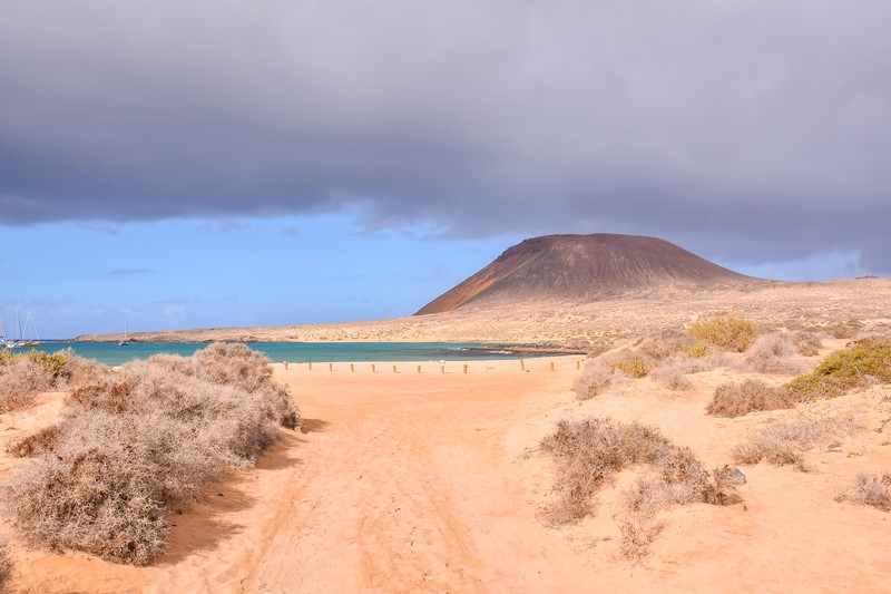 Playa de las Conchas en La Graciosa en la ruta por Lanzarote en 5 días