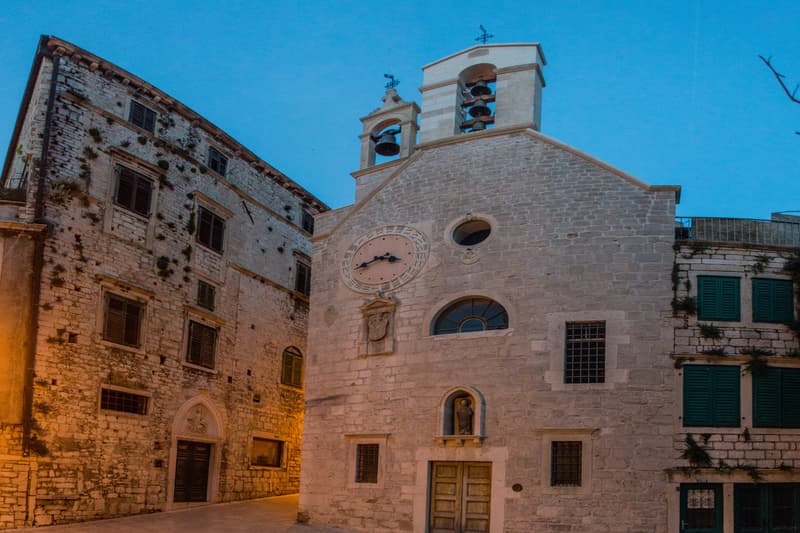 Iglesia de Santa Bárbara en Sibenik