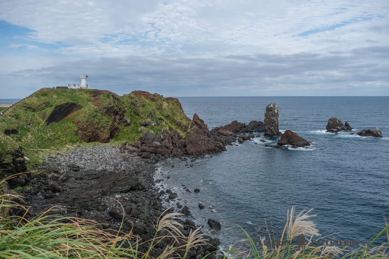 seopjikoji costal walk isla de jeju
