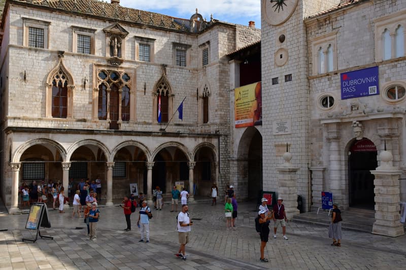 Palacio Sponza y Edificio de la Guardia Principal
