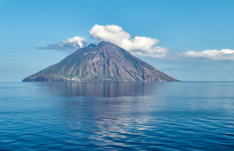 stromboli islas eolicas sicilia