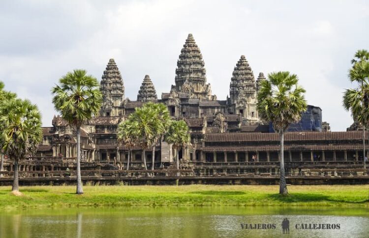 Templo Angkor Wat al viajar a Camboya