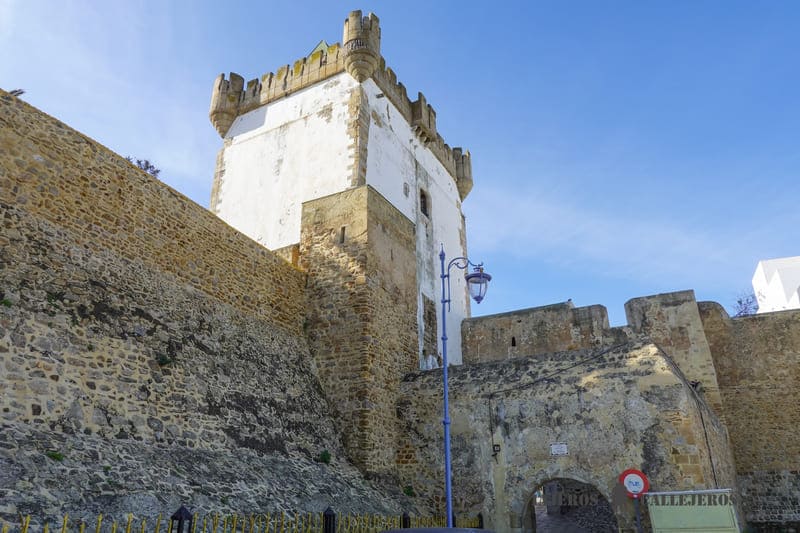 torre borj al kamra