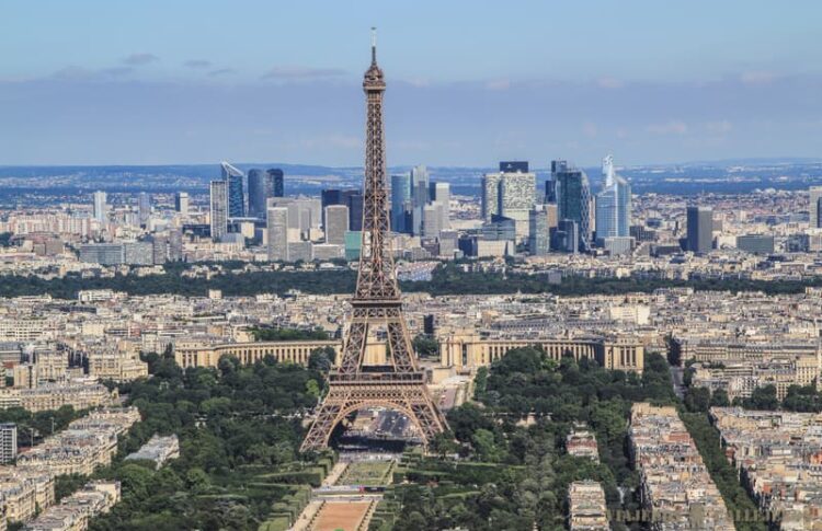 Torre Eiffel en el París en 3 días