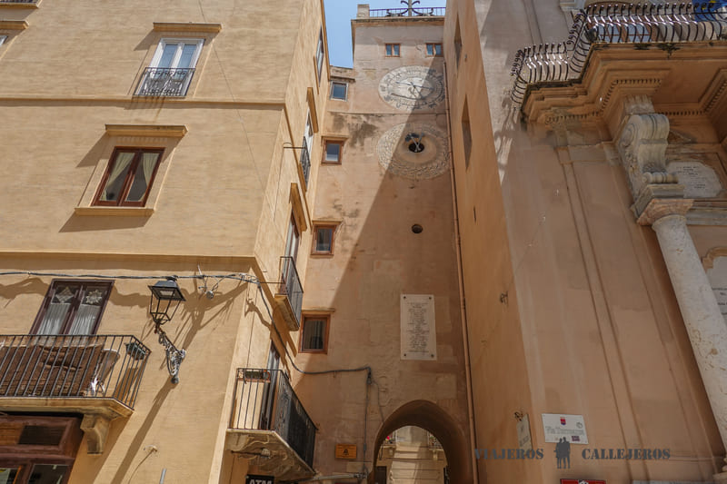 torre reloj que hacer en trapani