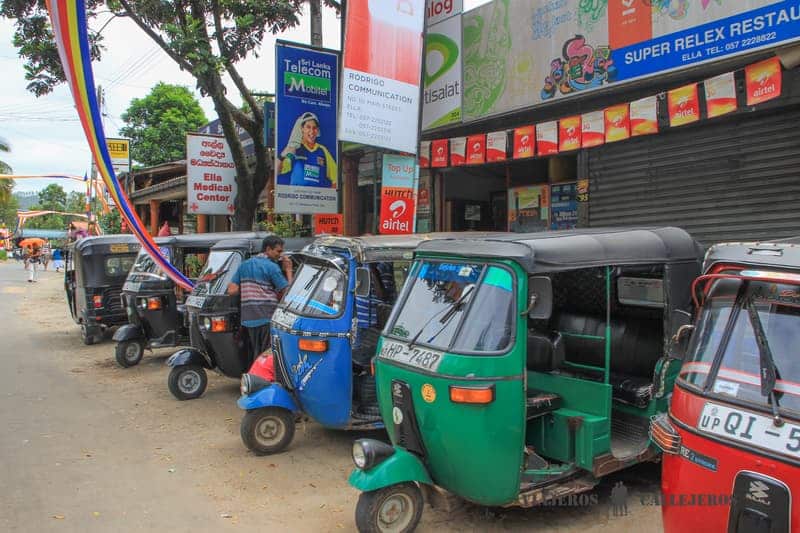 Tuk tuk en los consejos para viajar a Sri Lanka